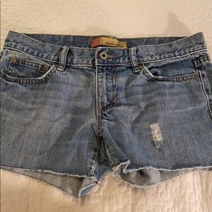 Ripped denim shorts